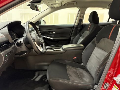 Used 2023 Nissan Sentra SR w/ Electronics Package image 15