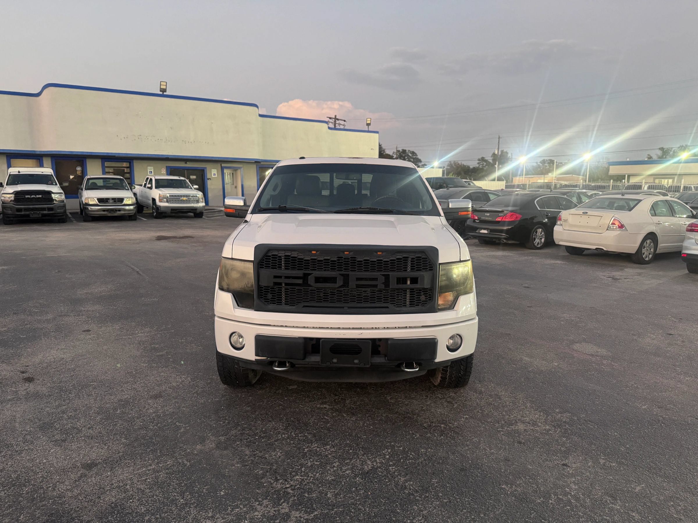 Used 2012 Ford F150 4x4 SuperCrew image 2