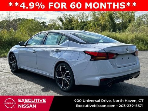 New 2025 Nissan Altima 2.5 SR w/ SR Premium Package image 4