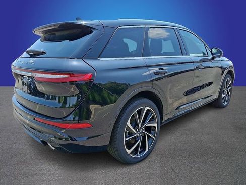 New 2024 Lincoln Corsair Grand Touring w/ Equipment Group 301A AWD/4WD image 3