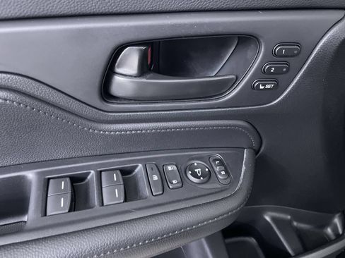 Used 2023 Honda Odyssey EX-L image 11