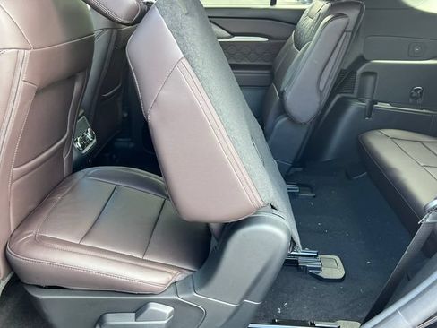 New 2026 Ford Explorer Platinum w/ LUX Leather Package AWD/4WD image 5