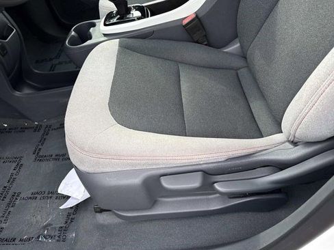 Used 2019 Chevrolet Bolt LT image 15