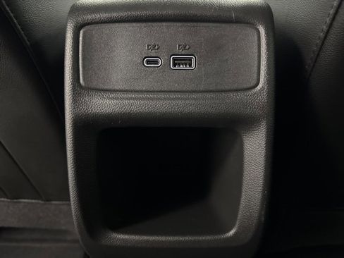 Used 2024 Chevrolet Trax LT image 25