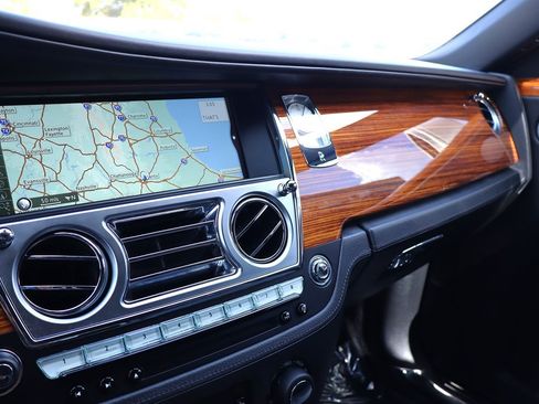 Used 2011 Rolls-Royce Ghost RWD image 47
