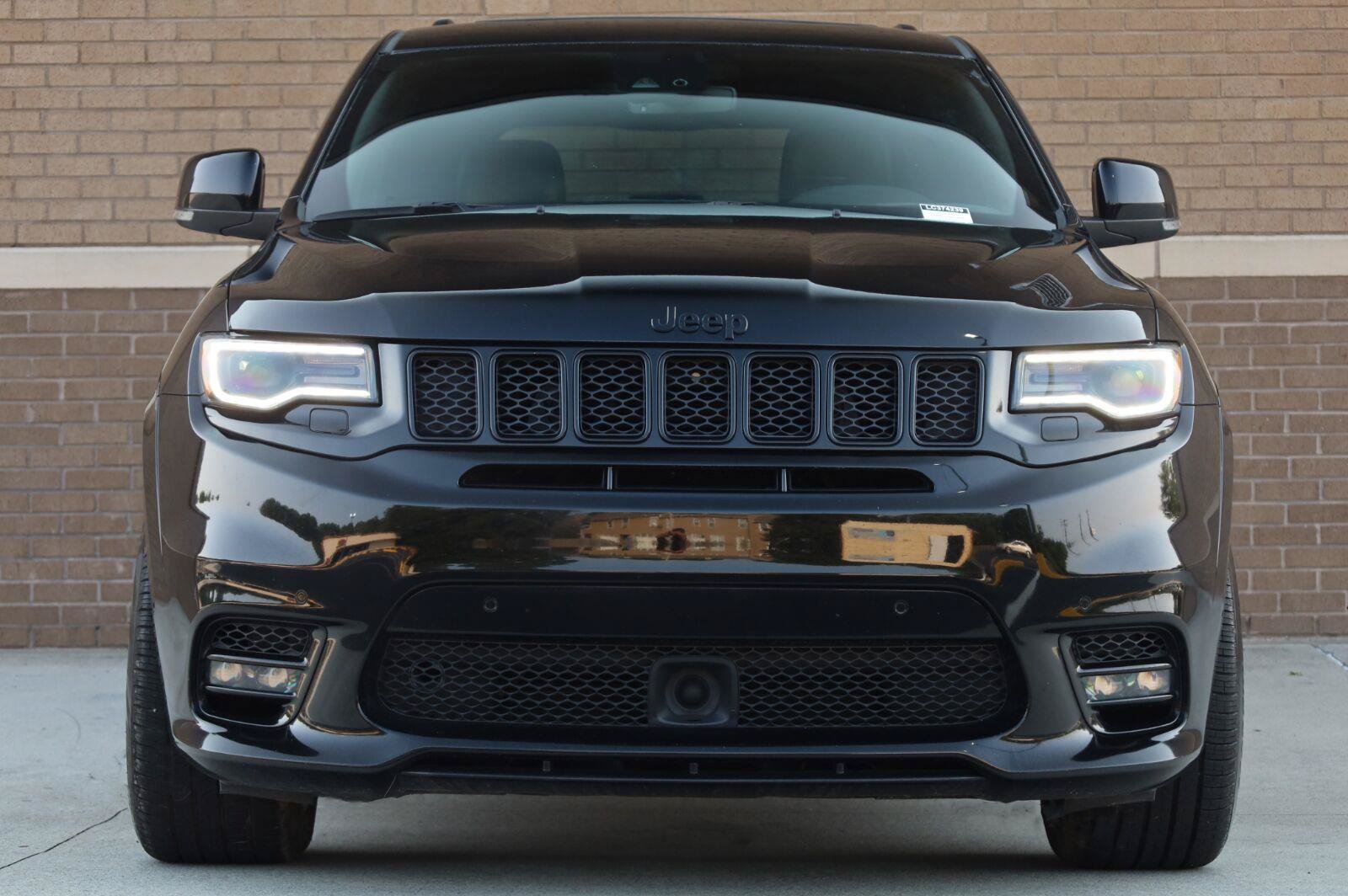 Used 2020 Jeep Grand Cherokee SRT AWD/4WD image 6
