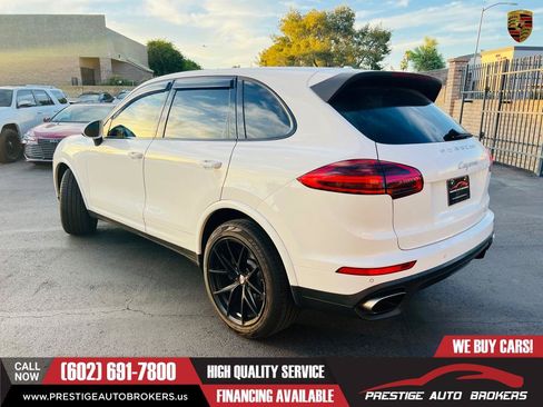 Used 2017 Porsche Cayenne Platinum Edition AWD/4WD image 18