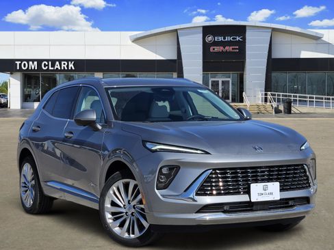 New 2026 Buick Envision Avenir image 1