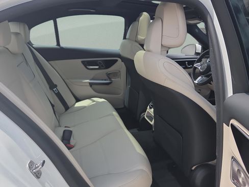 Certified 2023 Mercedes-Benz C 300 4MATIC Sedan image 16