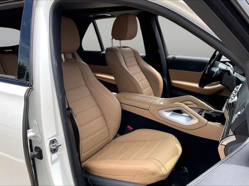 Used 2024 Mercedes-Benz GLE 350 4MATIC image 9