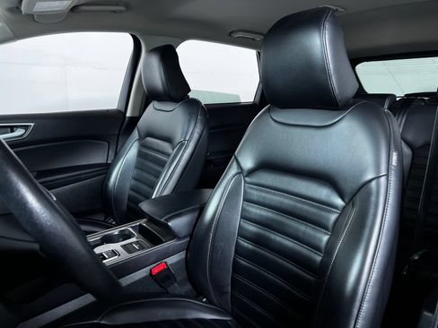 Used 2024 Ford Edge SEL AWD/4WD image 13