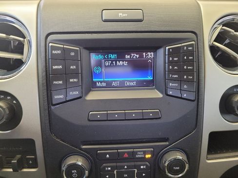 Used 2014 Ford F150 XLT w/ Equipment Group 302A Luxury AWD/4WD image 25