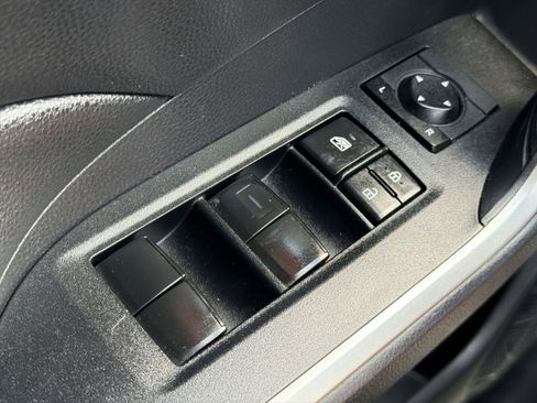 Used 2019 Toyota RAV4 LE w/ All Weather Liner Package AWD/4WD image 25