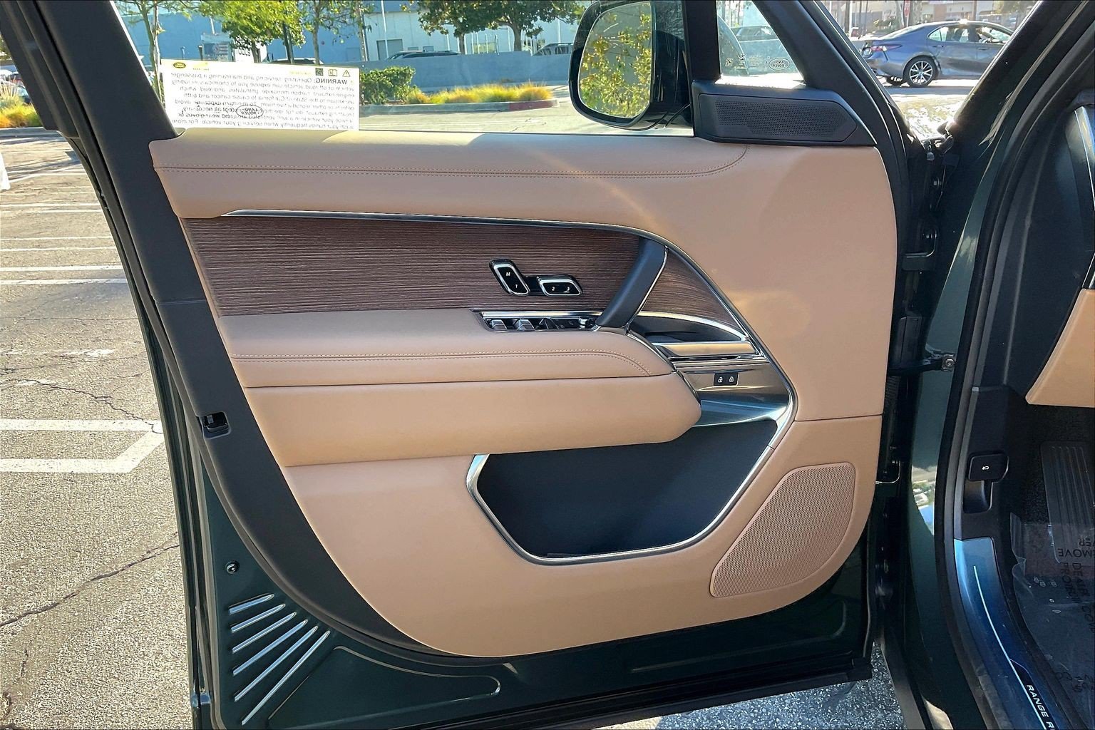 New 2027 Land Rover Range Rover SE AWD/4WD image 14