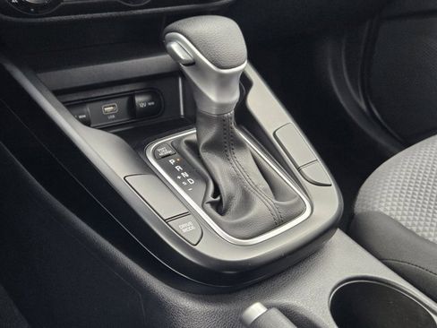 Certified 2025 Kia Soul LX image 20