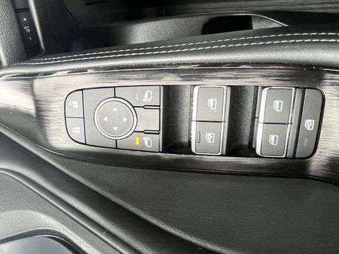 Used 2026 Nissan Rogue SL AWD/4WD image 27