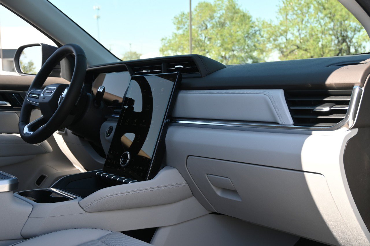 New 2027 GMC Terrain Denali AWD/4WD image 25