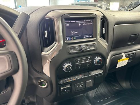 Used 2026 Chevrolet Silverado 1500 W/T w/ Trailering Package AWD/4WD image 15