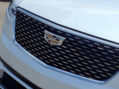 Certified 2020 Cadillac XT6 Premium Luxury FWD image 32