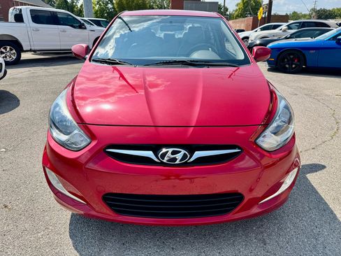 Used 2013 Hyundai Accent GLS w/ Premium Pkg image 8