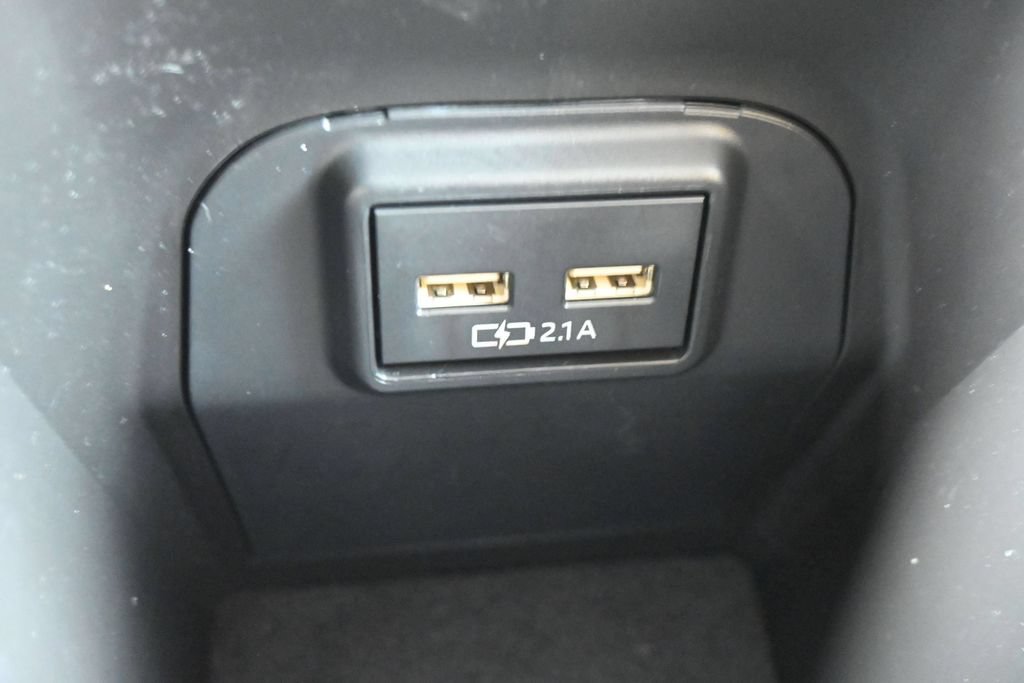 Used 2021 Toyota RAV4 XLE Premium FWD image 13