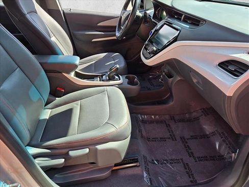 Used 2019 Chevrolet Bolt Premier w/ Infotainment Package image 19