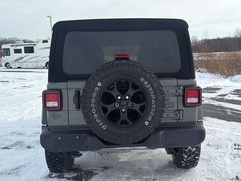 Used 2022 Jeep Wrangler Unlimited Sport image 8