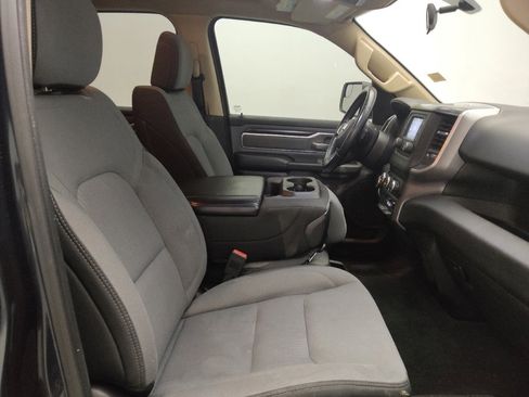 Used 2019 RAM 1500 Big Horn RWD image 21