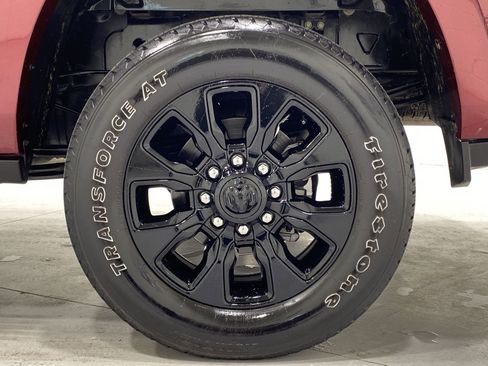 Used 2024 RAM 3500 Limited image 10