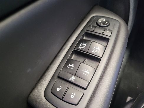 Used 2016 Chrysler 200 S w/ Navigation & Sound Group I AWD/4WD image 27