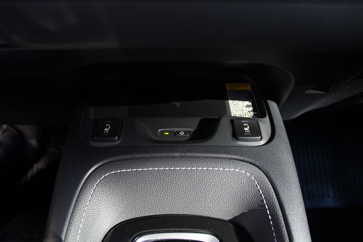 Used 2019 Toyota Corolla XSE FWD image 41