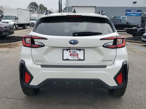 Certified 2025 Subaru Crosstrek 2.0i Premium image 5