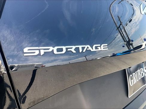 Used 2023 Kia Sportage X-Line w/ X-Line Premium Package AWD/4WD image 42