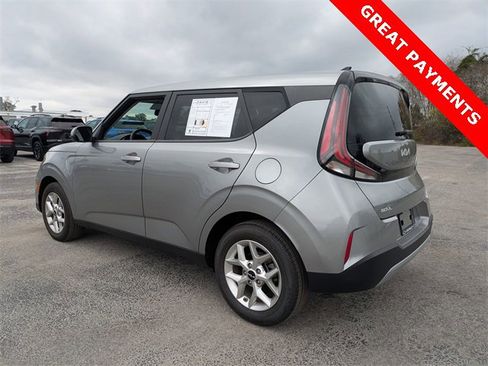 Used 2024 Kia Soul LX w/ Option Group 015 image 7