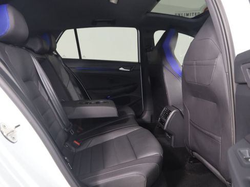 Used 2023 Volkswagen Golf R AWD/4WD image 16