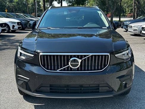 New 2025 Volvo XC40 B5 Core w/ Protection Package Premier image 20