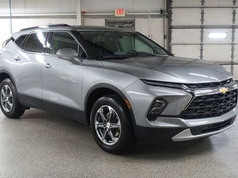 Used 2024 Chevrolet Blazer LT w/ Convenience Package FWD image 1