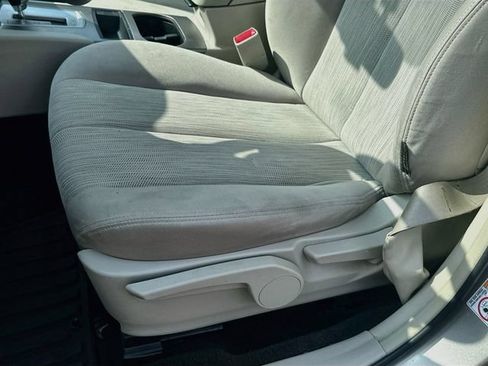 Used 2014 Subaru Outback 2.5i AWD/4WD image 18
