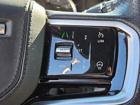 Used 2023 Land Rover Range Rover Velar R-Dynamic S image 13