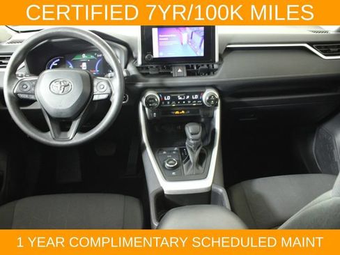 Used 2025 Toyota RAV4 XLE AWD/4WD image 14