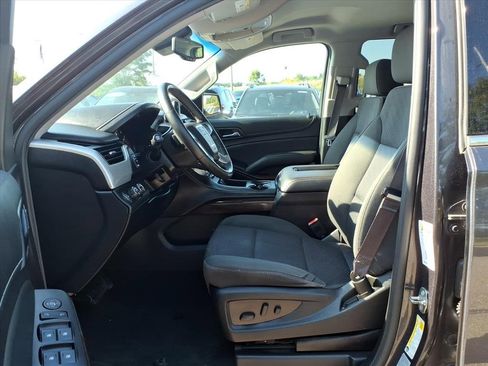 Used 2016 GMC Yukon XL SLE w/ Convenience Package image 13