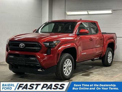 Used 2024 Toyota Tacoma SR5 AWD/4WD image 1