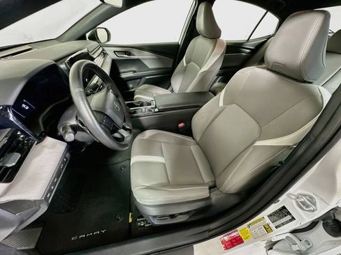 Certified 2025 Toyota Camry SE w/ Convenience Package FWD image 12