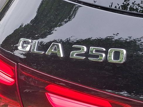 Used 2026 Mercedes-Benz GLA 250 4MATIC image 29