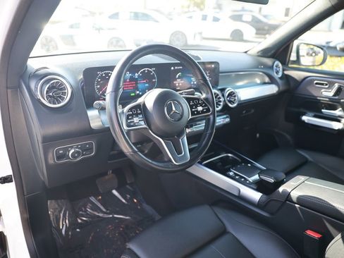 Used 2023 Mercedes-Benz EQB 350 4MATIC SUV w/ Exclusive Package image 15