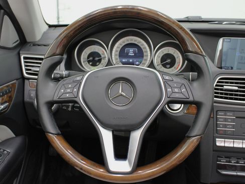 Used 2016 Mercedes-Benz E 400 Cabriolet w/ Premium 3 Package image 58