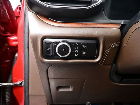 Used 2024 Ford Explorer King Ranch w/ Technology Package AWD/4WD image 12