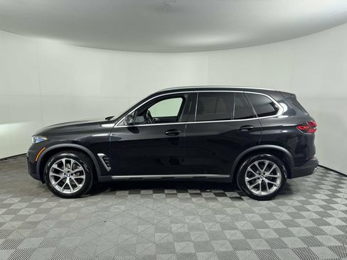 Used 2024 BMW X5 xDrive40i w/ Premium Package AWD/4WD image 11
