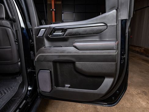 Used 2023 GMC Sierra 1500 AT4X w/ AT4X AEV Edition image 39