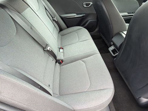 Used 2025 Kia K4 FWD image 29